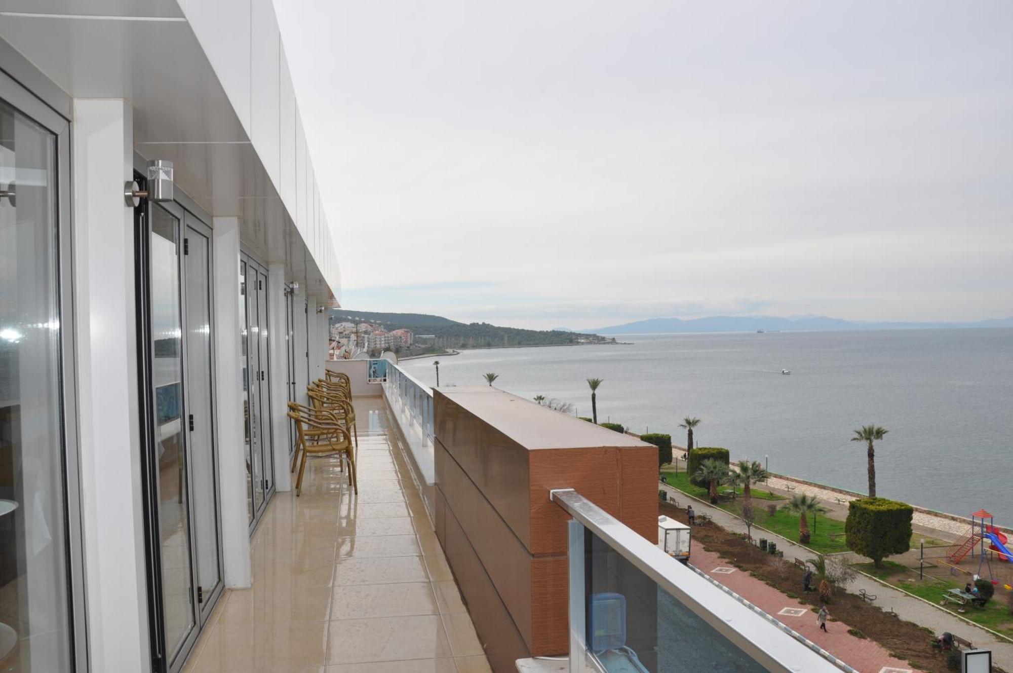 Perla Hotel Dikili Exterior photo